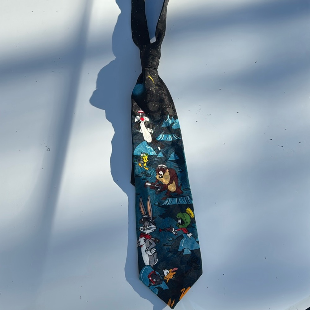looney tunes tie